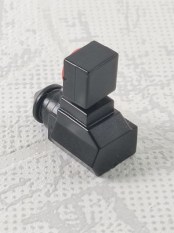 30615580_30035370_b